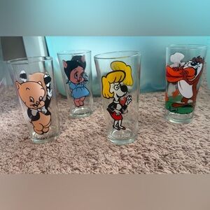 Sweet Polly Cartoon Character Glass - Yellow Red Black Design